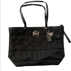 NWT Coach signature shoulder bag, cloth and patent leather black